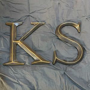 K & S Wall Decor